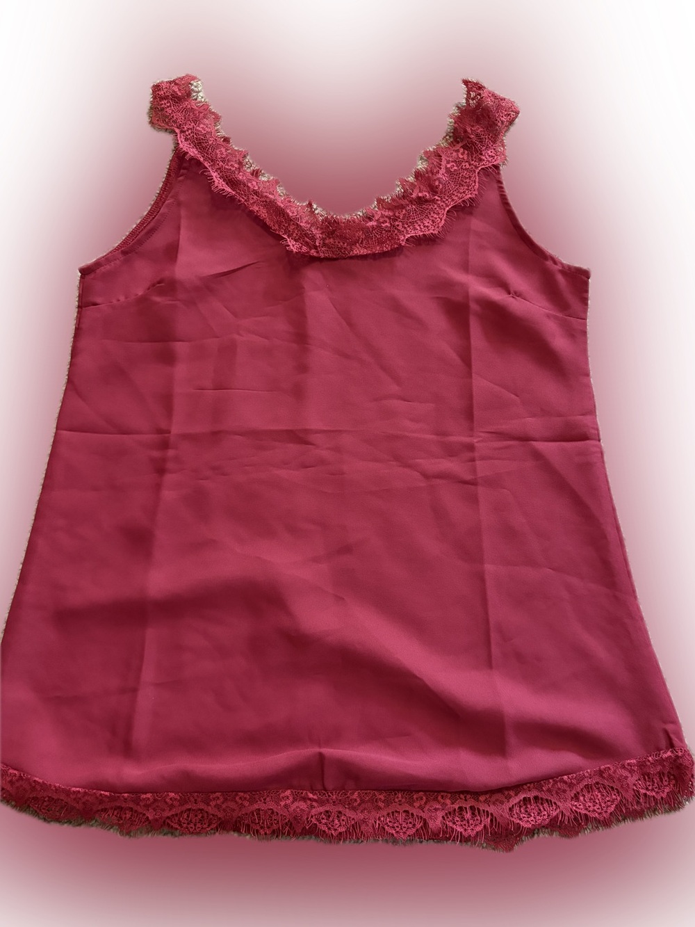 Women's Lace-Trim Sleeveless Camisole - Raspberry Pink